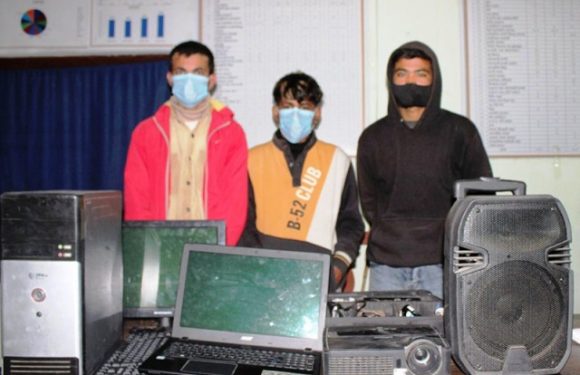 महेन्द्रनगरमा विद्यालयका उपकरण चोरी गर्ने ३ जना पक्राउ