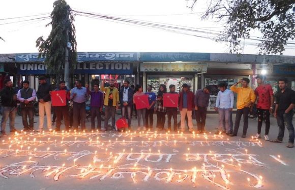 अखिल क्रान्तिकारीद्वारा सहिदहरुको सम्मान स्वरूप कञ्चनपुरमा दीप प्रज्वलन 