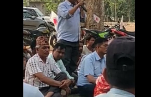 आचार संहिता बिपरीत शिवशक्ती माविका प्रधानाध्यापक पन्त एमालेको चुनाव प्रचारमा