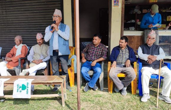 काँग्रेस नेता यज्ञराज जोशीले भने, ‘संविधान र सम्बृद्धिका लागि बाम लोकतान्त्रिक गठबन्धनका उम्मेवारलाई बहुमत साथ जिताऔैँ’