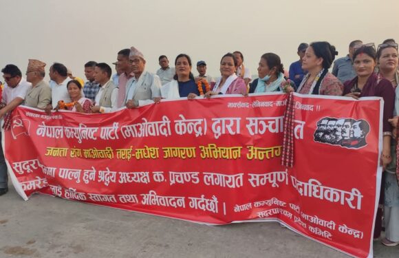 सति घाट क्षेत्रको पर्यटन प्रवर्द्धनका लागि अध्यक्ष प्रचण्डसहितको टिमले कर्णालीमा र्याफ्टिङ