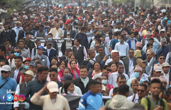 आन्दोलनरत शिक्षकलाई सरकारले वार्तामा बोलायो