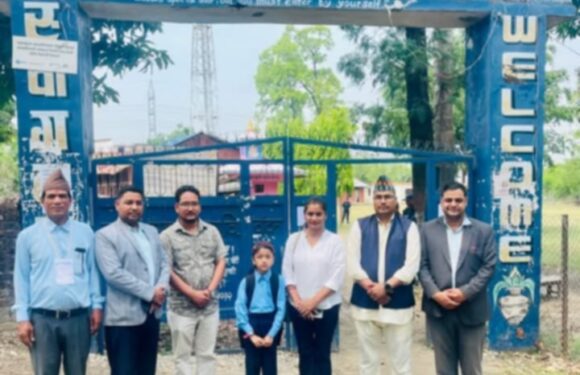 कृष्णपुर २का वडाध्यक्ष साउदले गरे छोरीलाई सरकारी स्कुलमा भर्ना