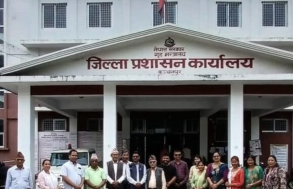 समाजवादी कञ्चनपुरद्वारा प्रधानमन्त्रीलाई ज्ञापन भ्रष्टाचार नियन्त्रणदेखि सीमा अतिक्रमण रोक्नुपर्ने
