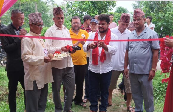समाजसेवी युवा उद्यमी देउवाले बनाईदिए निजी लगानीमा खानेपानी योजना