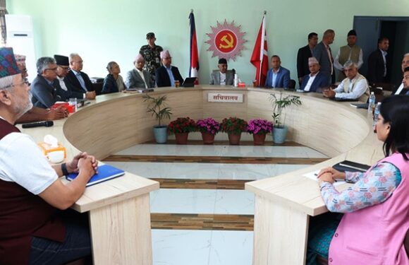 एमालेको सचिवालय बैठक : विधान संशोधनबारे छलफल जारी