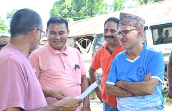 भूमि आयोगका विज्ञ सदस्य सिजाली पहलमा दोधाराचाँदनीमा लालपुर्जा वितरणकोे तयारी