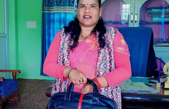 बेलडाडी उपाध्यक्ष नाथको अर्को ताण्डव ः कर्मचारीको मोबाइल थुतेर अडियो प्रकरणमा स्पष्टिकरण सोधियो