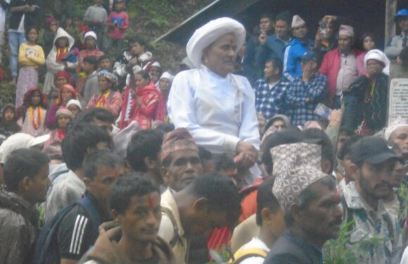 ओझेलमा बझाङको राउडीमष्टा पर्व 