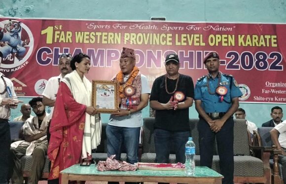 पत्रकार कुँवरलाई सम्मान