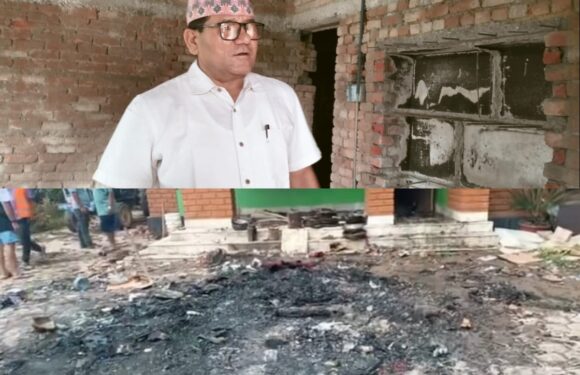 विकासवादी नेता प्रकास रावलको पुर्खाेले बनाएको घरमा आगो झोसियो ! सम्पत्ती लुटपाट, बाँकी बचेका समान जलाएर खरानी