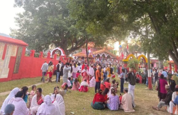 बैतडीको त्रिपुरासुन्दरी भगवती मन्दिरमा जात्रा शुरु