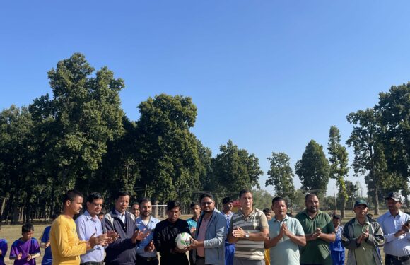 कञ्चनपुर जिल्लाको एक इतिहास संगै फुटबलको महाकुम्भ!  एन्फा यू-१४ छात्रा/छात्र फुटबल छनौटका लागि ६२ टिम दर्ता  सामुदायिक तथा संस्थागत विद्यालयका छात्र ४९ र १३ छात्रा टिम बिच रोमाञ्चक प्रतिस्पर्धा