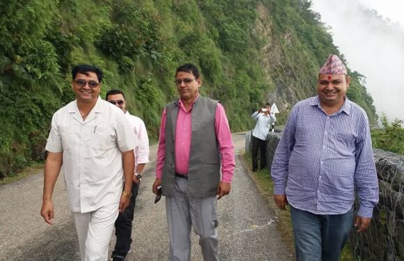 जनतामा परीक्षण नभएका काँग्रेस कञ्चनपुरका पुर्व सभापति बोहरा ३बाट चुनावी यात्रामा