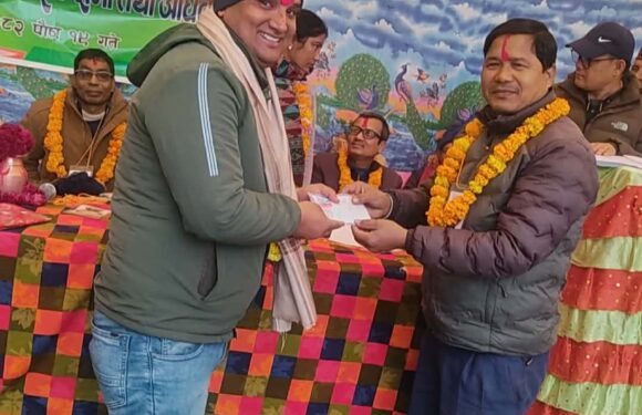 सुशासनका लागि खवरदारी गर्ने पत्रकार धामी सम्मानित