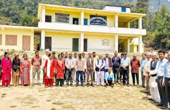 बिणेश्वर मा.वि.को विद्यालय व्यवस्थापन समिति गठन