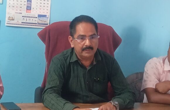 भूमि आयोगका पदाधिकारी पदमुक्त प्रकरणले    कञ्चनपुरका साढे ७४ हजार बढी भूमिहिन प्रभावित