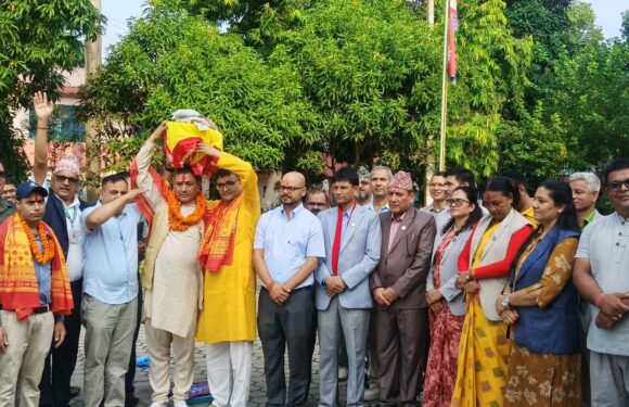 मुख्यमन्त्री खगराज भट्टद्वारा विधिपूर्वक पूजा गरी बडिमालिकाको पेटारो प्रस्थान