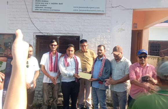 बिरामी पत्रकार राजेन्द्र विष्टलाई उपचार खर्च जनसरोकार पोष्ट राष्ट्रिय दैनिकद्वारा