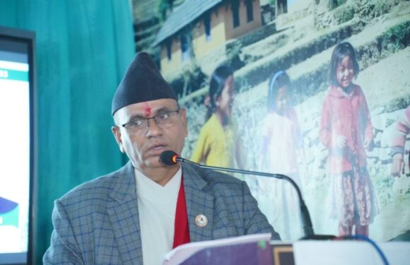 प्रश्न गर्ने बानीबाटै अनुसन्धान सुरु हुन्छ : पूर्वमुख्यमन्त्री रावल